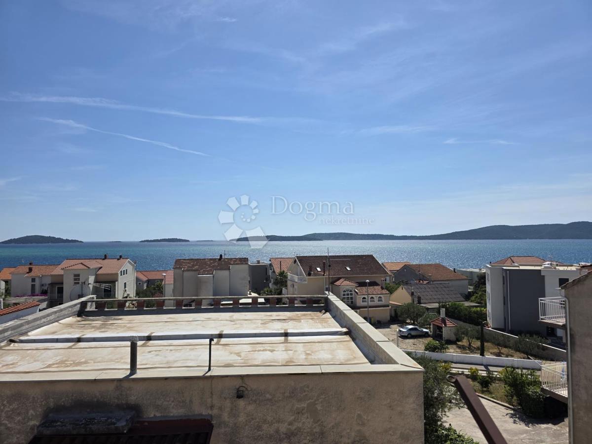 Hiša Brodarica, Šibenik - Okolica, 472m2