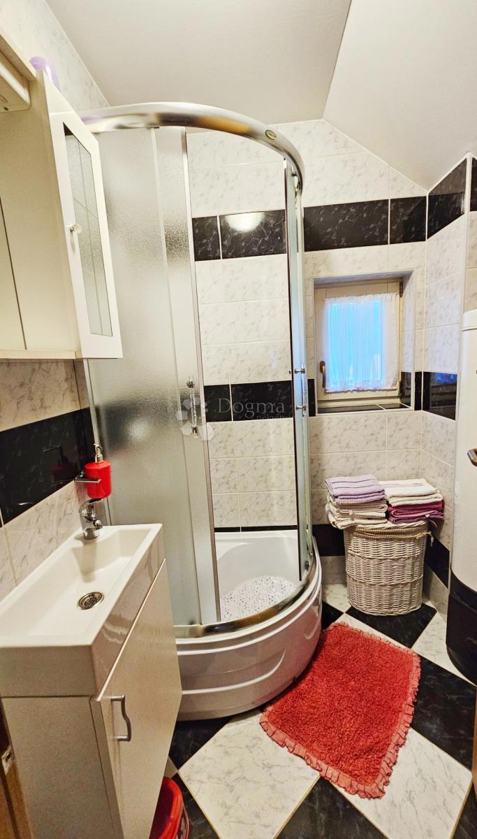 Hiša Jablan, Vrbovsko, 55m2
