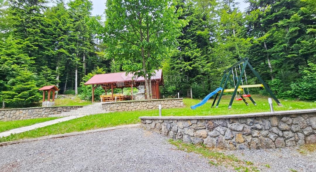 Hiša Jablan, Vrbovsko, 55m2