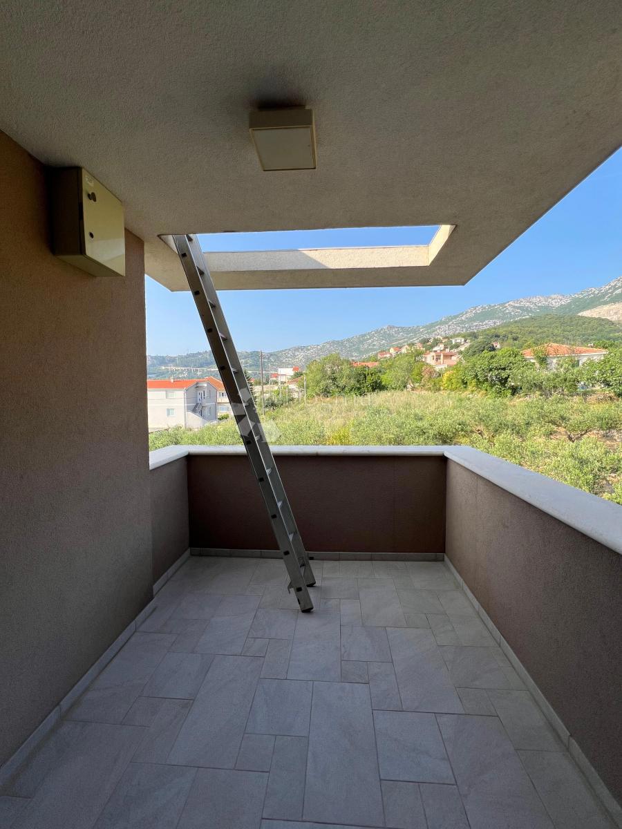 Hiša Klis, 422,23m2