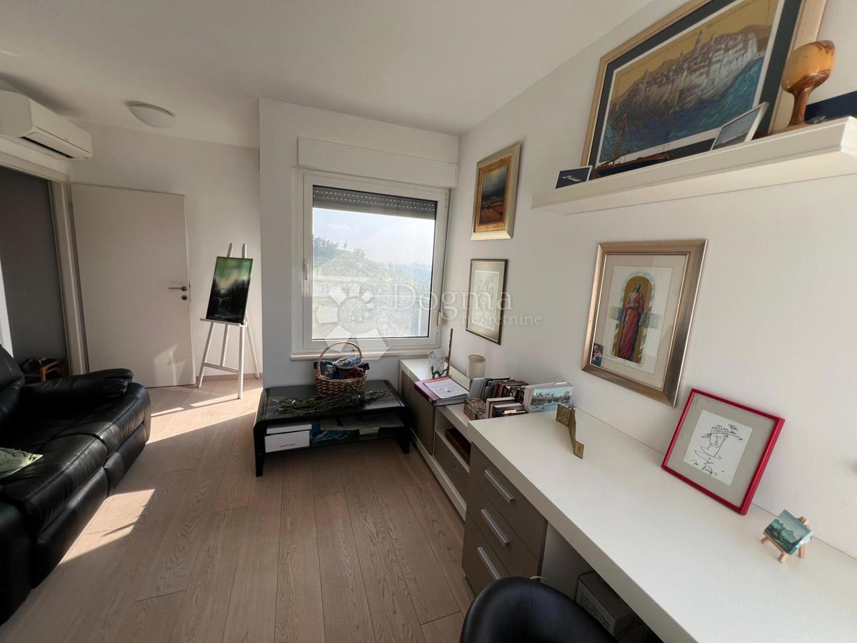 Hiša Klis, 422,23m2