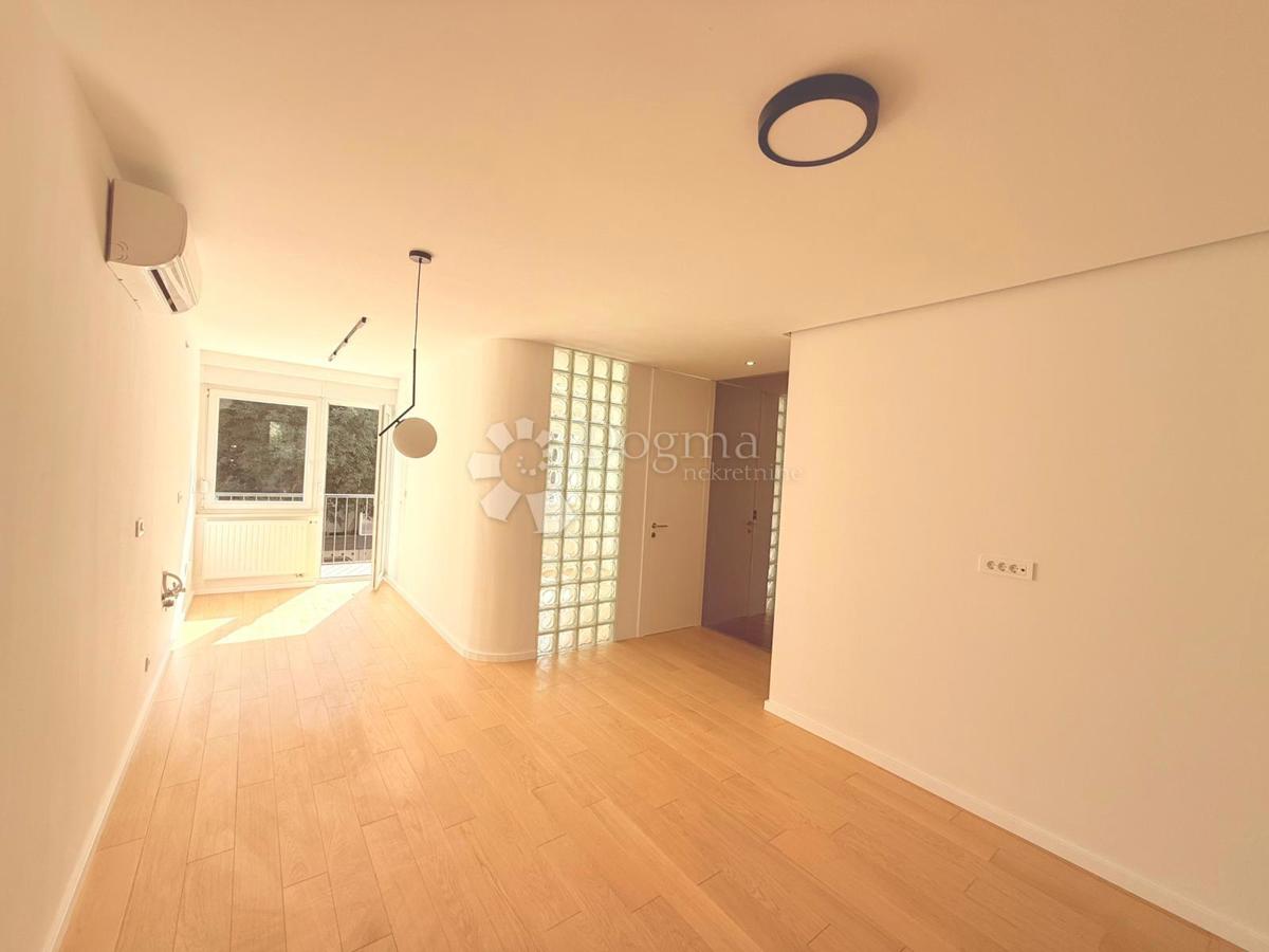 Stanovanje Donji grad, Donji Grad, 48m2