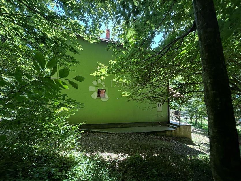 Hiša Brušane, Gospić - Okolica, 200m2