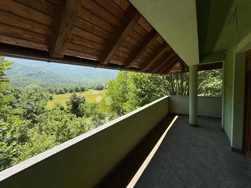 Hiša Brušane, Gospić - Okolica, 200m2