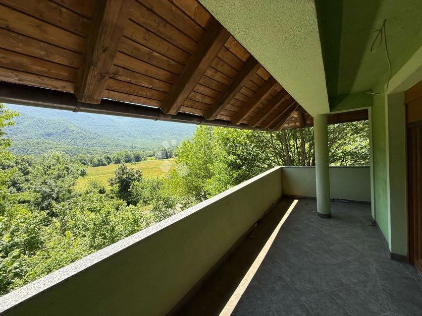 Hiša Brušane, Gospić - Okolica, 200m2