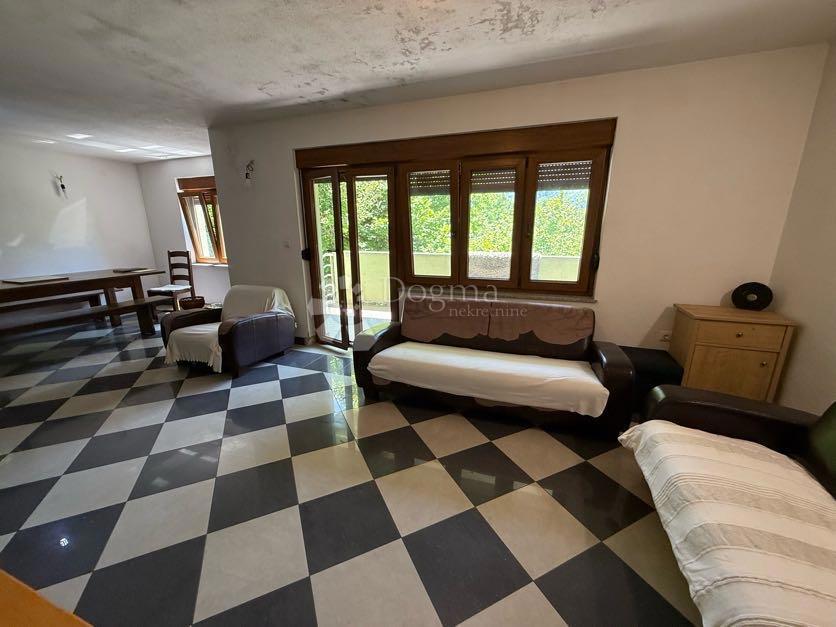 Hiša Brušane, Gospić - Okolica, 200m2