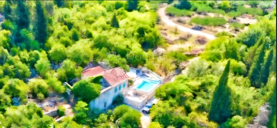 Zazidljivo zemljišče Lovorje, Slivno, 620m2