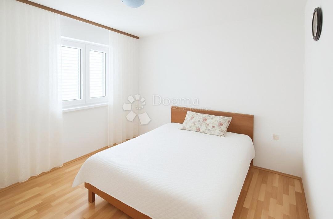 Stanovanje Kaštel Stari, Kaštela, 82m2
