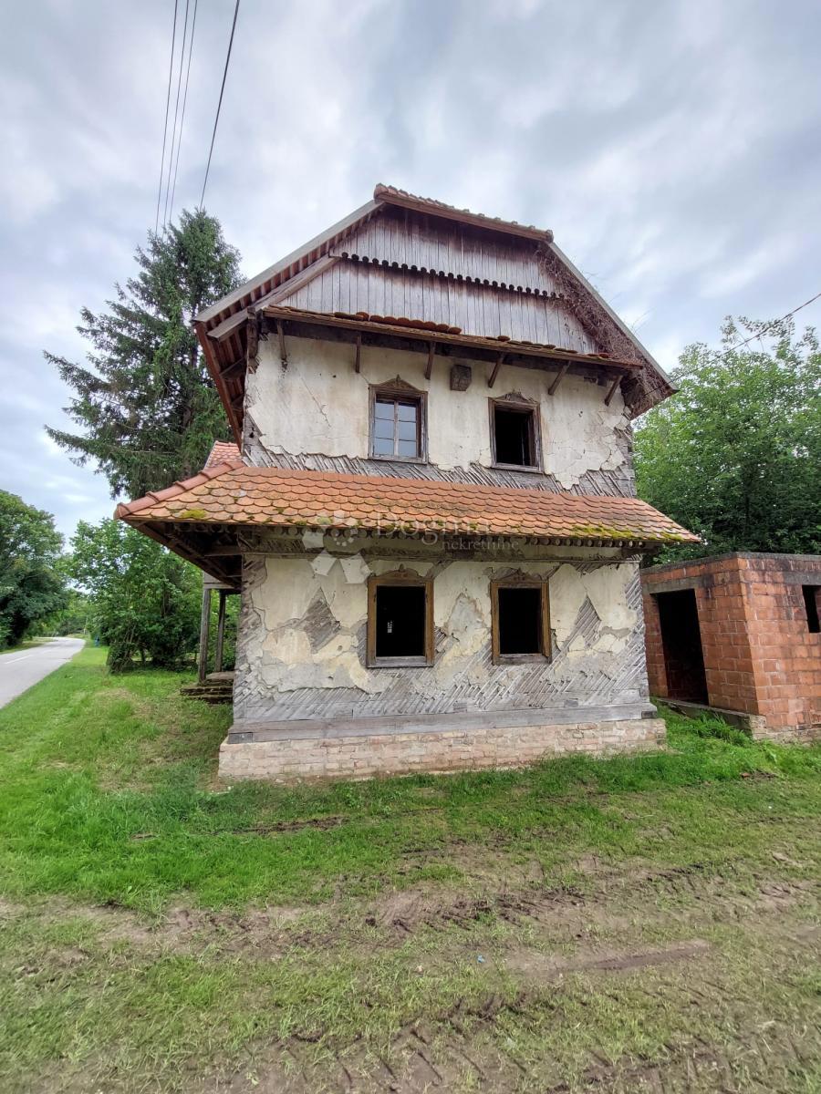 Hiša Suvoj, Sisak - Okolica, 252m2