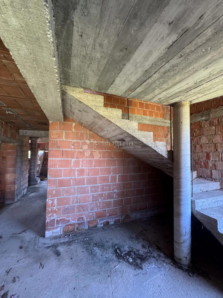Hiša Staro Čiće, Velika Gorica - Okolica, 340m2