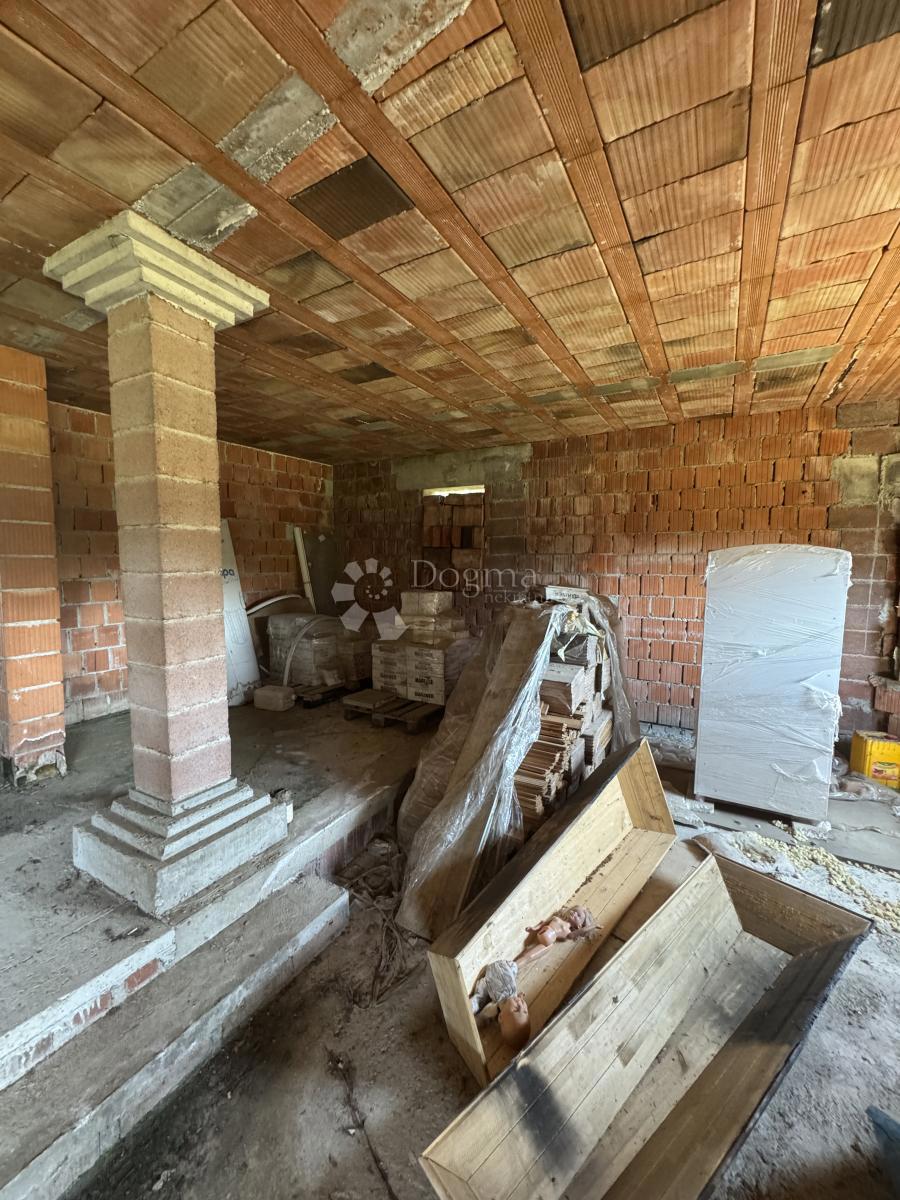 Hiša Staro Čiće, Velika Gorica - Okolica, 340m2