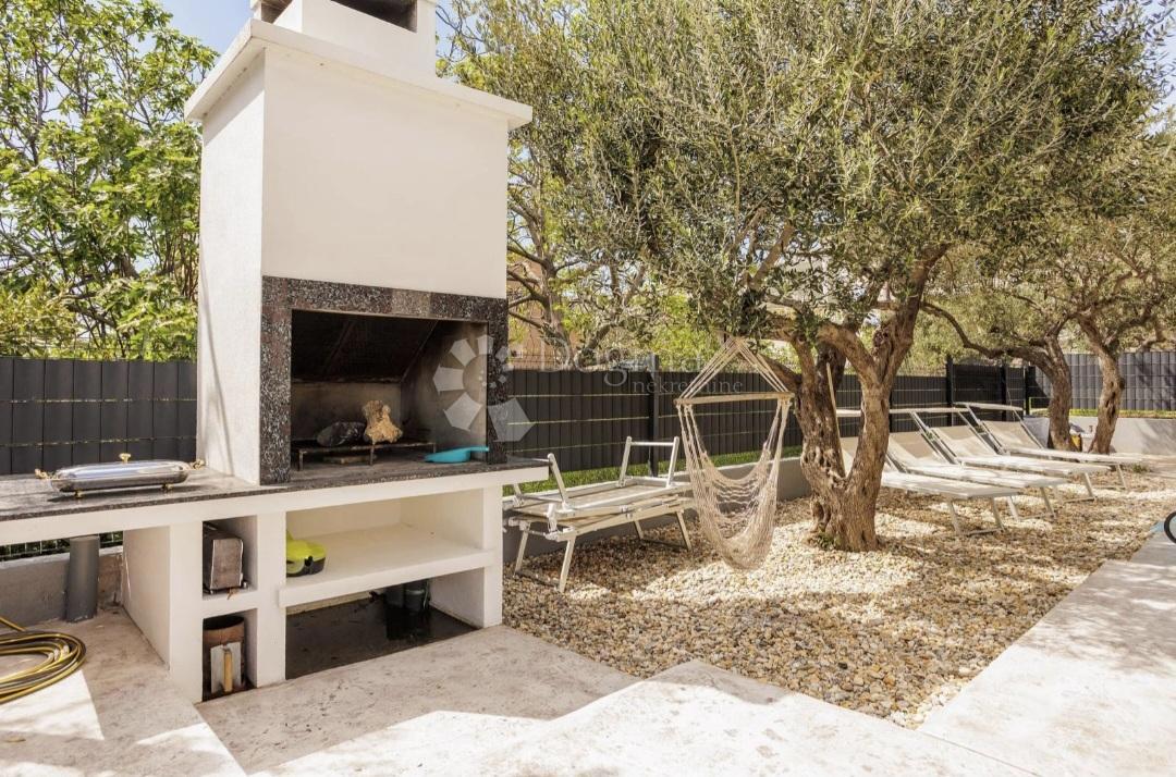 Hiša Kaštel Stari, Kaštela, 180m2