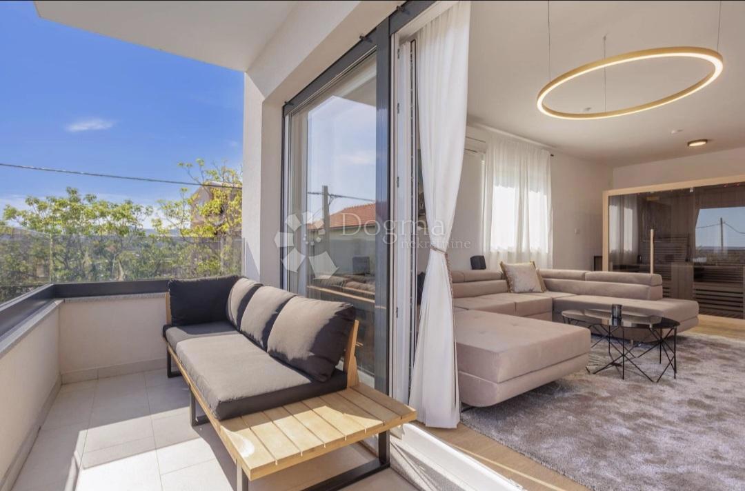 Hiša Kaštel Stari, Kaštela, 180m2