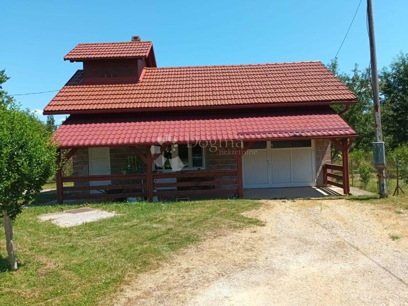 Hiša Budak, Gospić - Okolica, 200m2