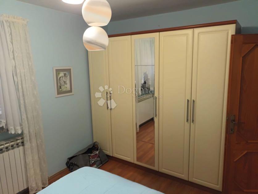 Hiša Budak, Gospić - Okolica, 200m2