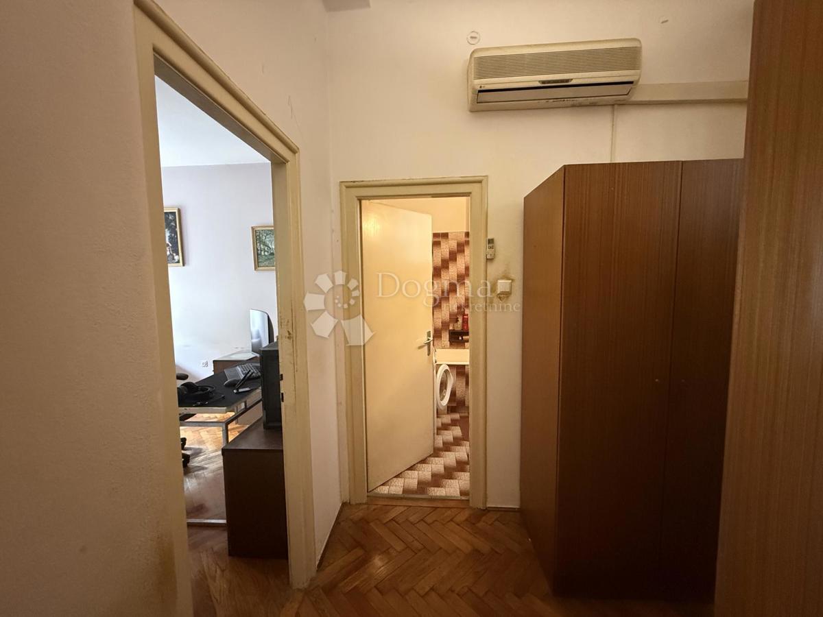 Stanovanje Pećine, Rijeka, 118,12m2