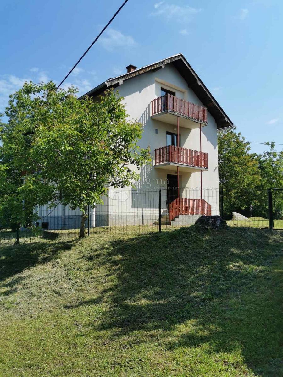 Hiša Pješčanica, Gvozd, 200m2