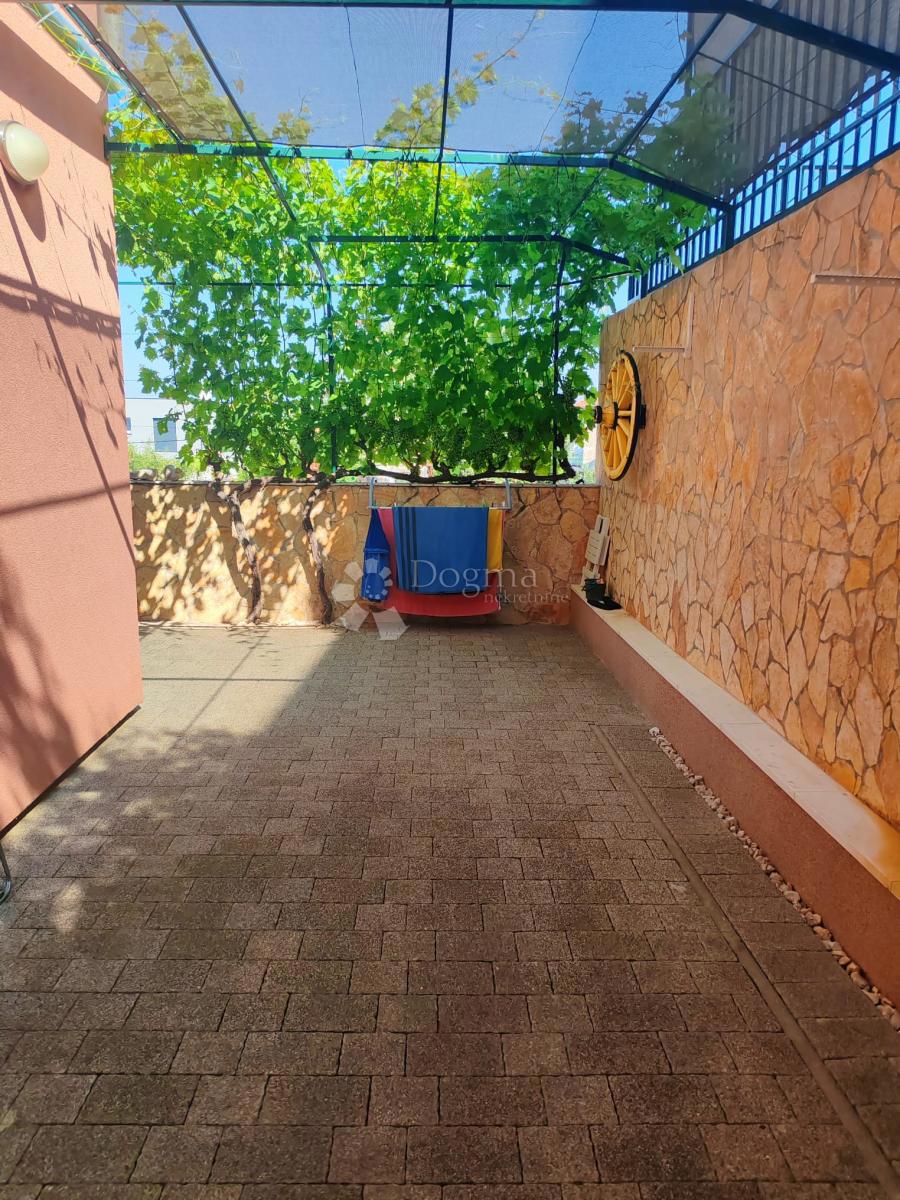 Stanovanje Brodarica, Šibenik - Okolica, 68m2