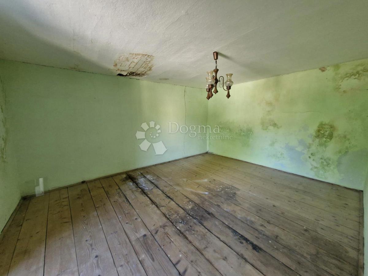 Hiša Buzet, 300m2