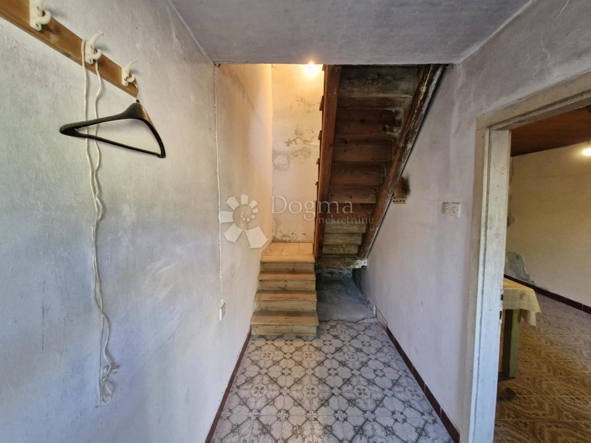 Hiša Buzet, 300m2