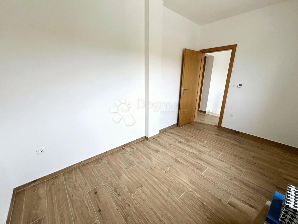 Hiša Sesvetski Kraljevec, Sesvete, 95,20m2
