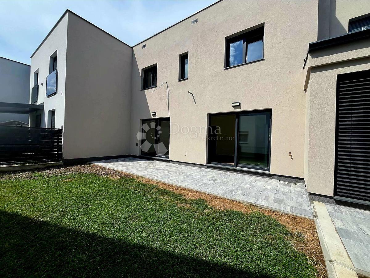 Hiša Sesvetski Kraljevec, Sesvete, 95,20m2