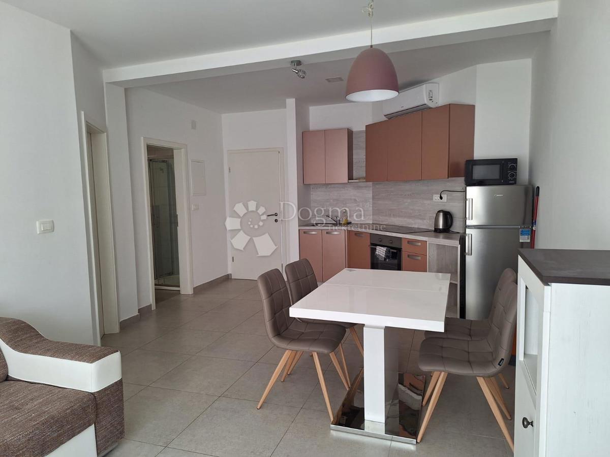 Hiša Jezera, Tisno, 750m2