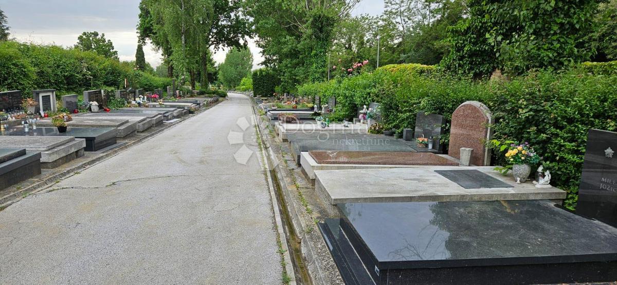 Grobnica Mirogoj, Gornji Grad - Medveščak, 3m2