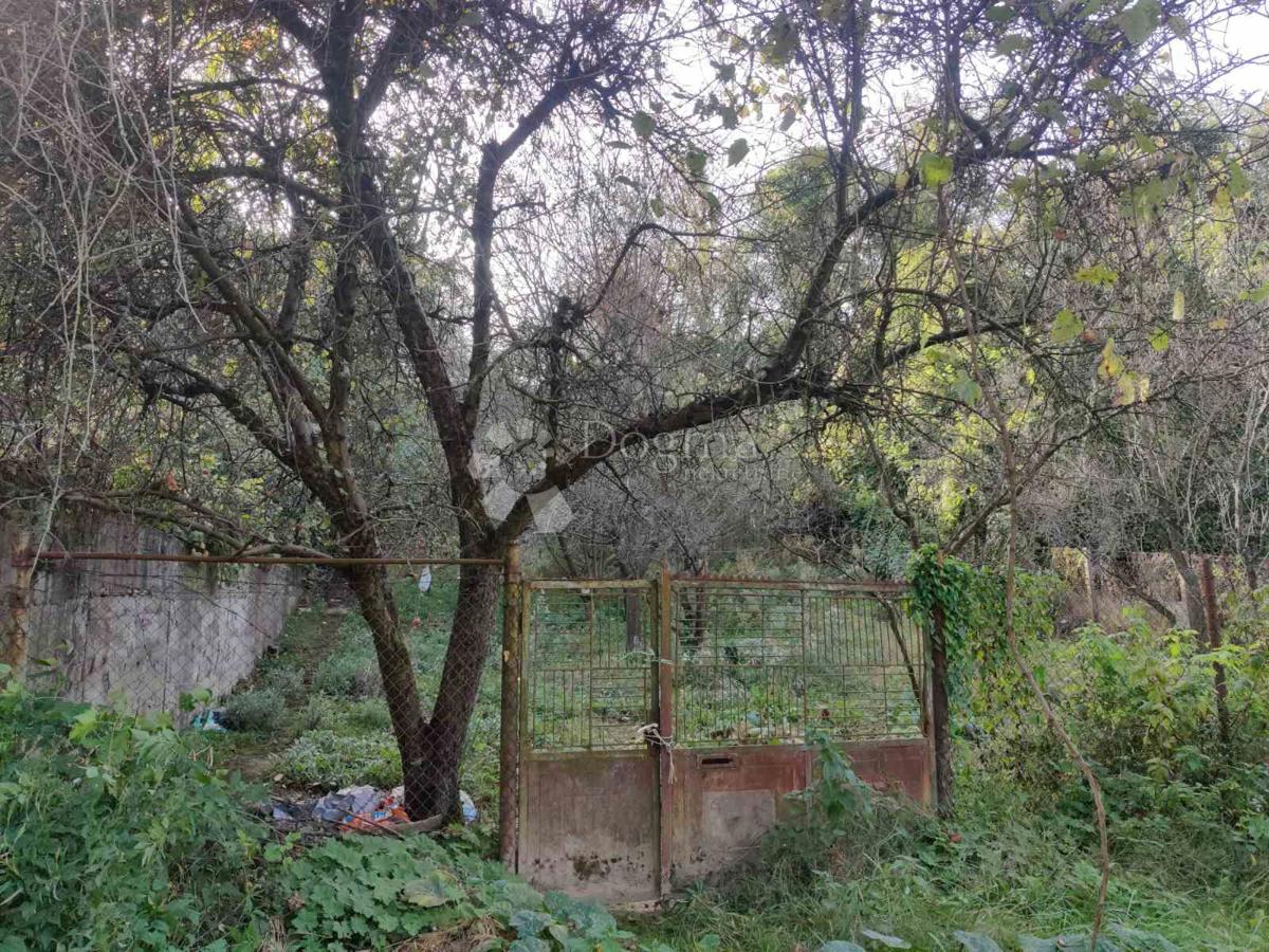 Zazidljivo zemljišče Lijeva Supoderica, Vukovar, 1.003m2