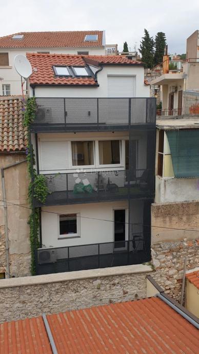 Hiša Grad, Šibenik, 115,54m2