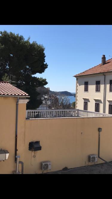 Hiša Grad, Šibenik, 115,54m2