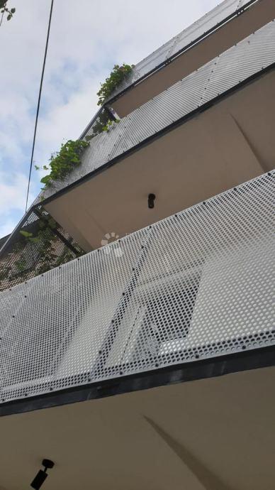 Hiša Grad, Šibenik, 115,54m2