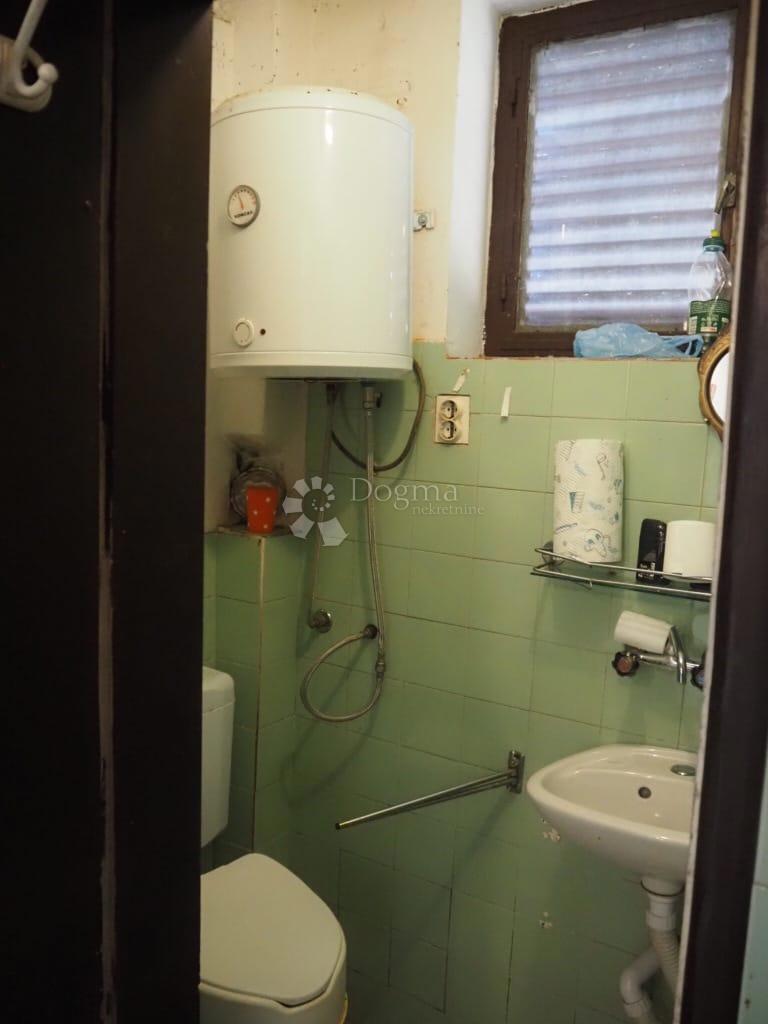 Hiša Zmajevac, Kneževi Vinogradi, 67m2