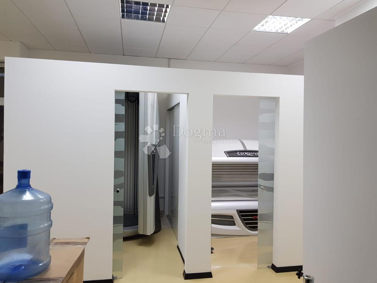 Poslovni prostor Gruž, Dubrovnik, 97,65m2