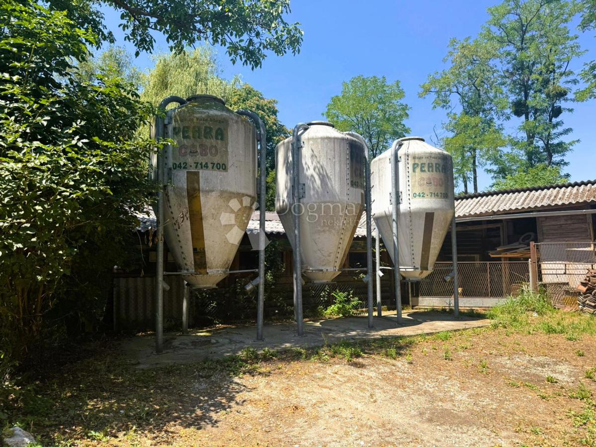 Zazidljivo zemljišče Petrijanec, 44.888m2