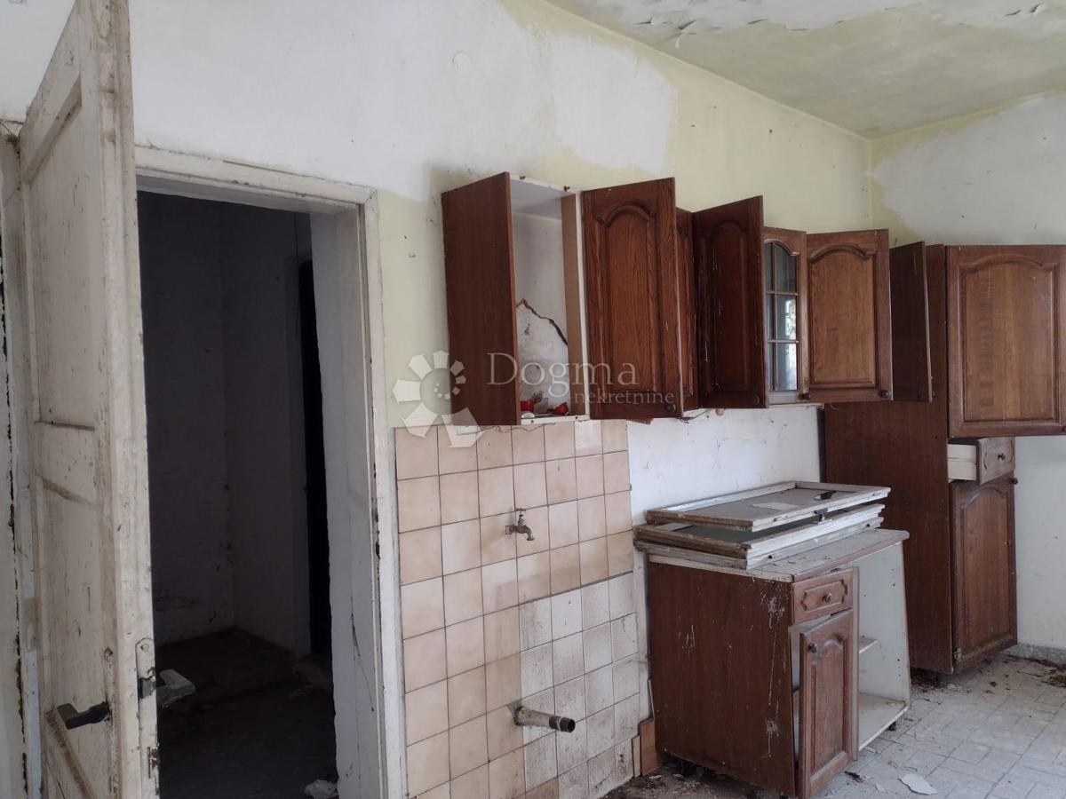Hiša Staro Selo Topusko, Topusko, 150m2