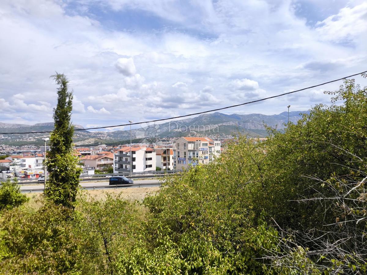 Zazidljivo zemljišče Dragovode, Split, 576m2