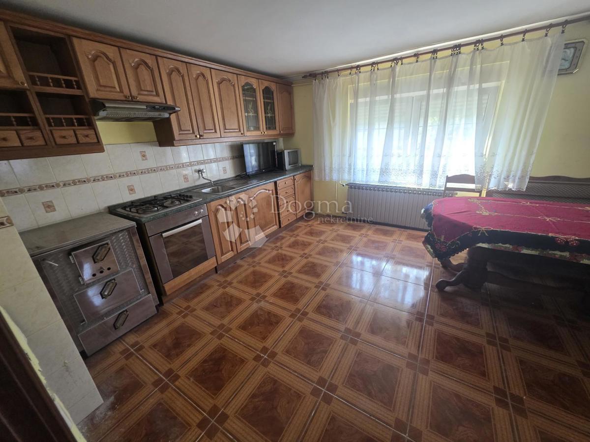 Hiša Donja Pačetina, Sveti Križ Začretje, 613m2