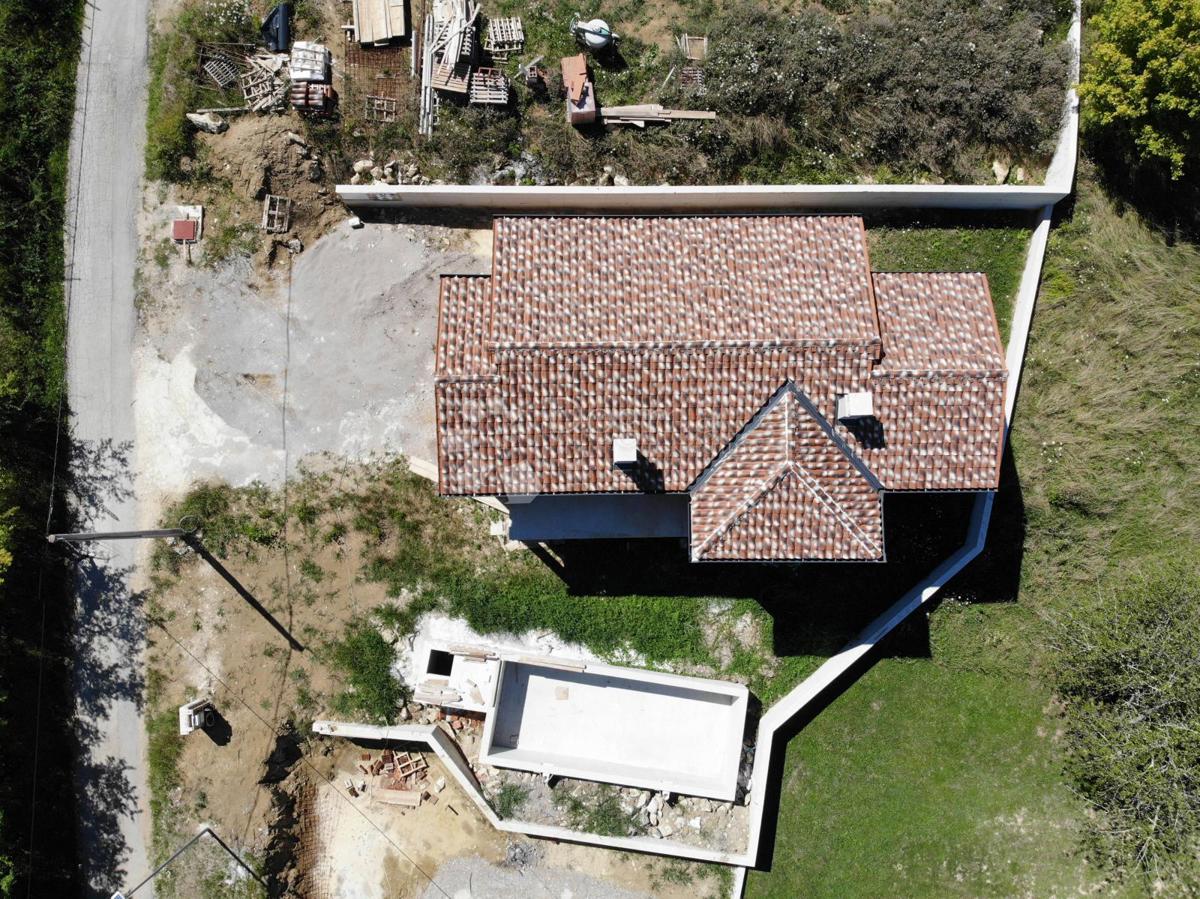 Hiša Labin, 180m2