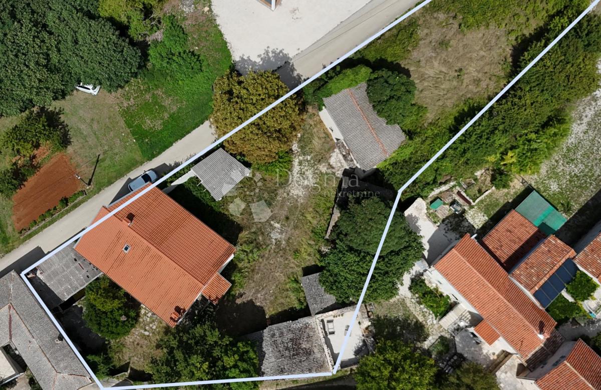 Hiša Karlovići, Žminj, 300m2