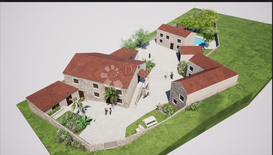 Hiša Karlovići, Žminj, 300m2