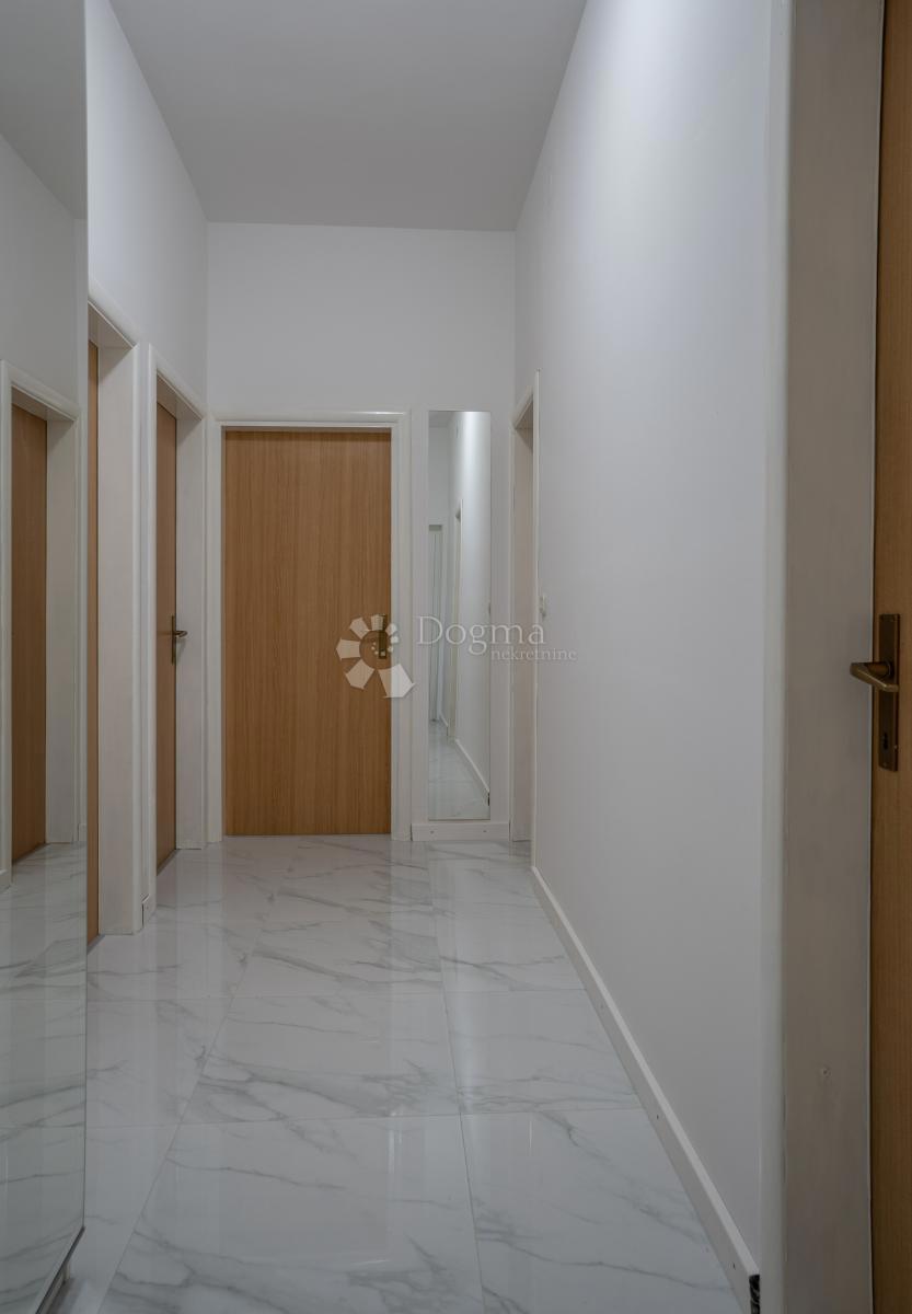 Stanovanje Belveder, Rijeka, 54m2