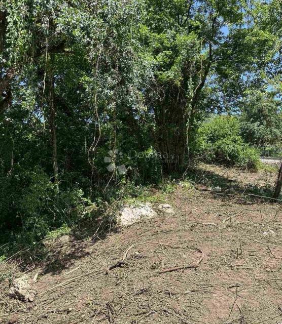 Zazidljivo zemljišče Veliki Jadrč, Vrbovsko, 1.111m2