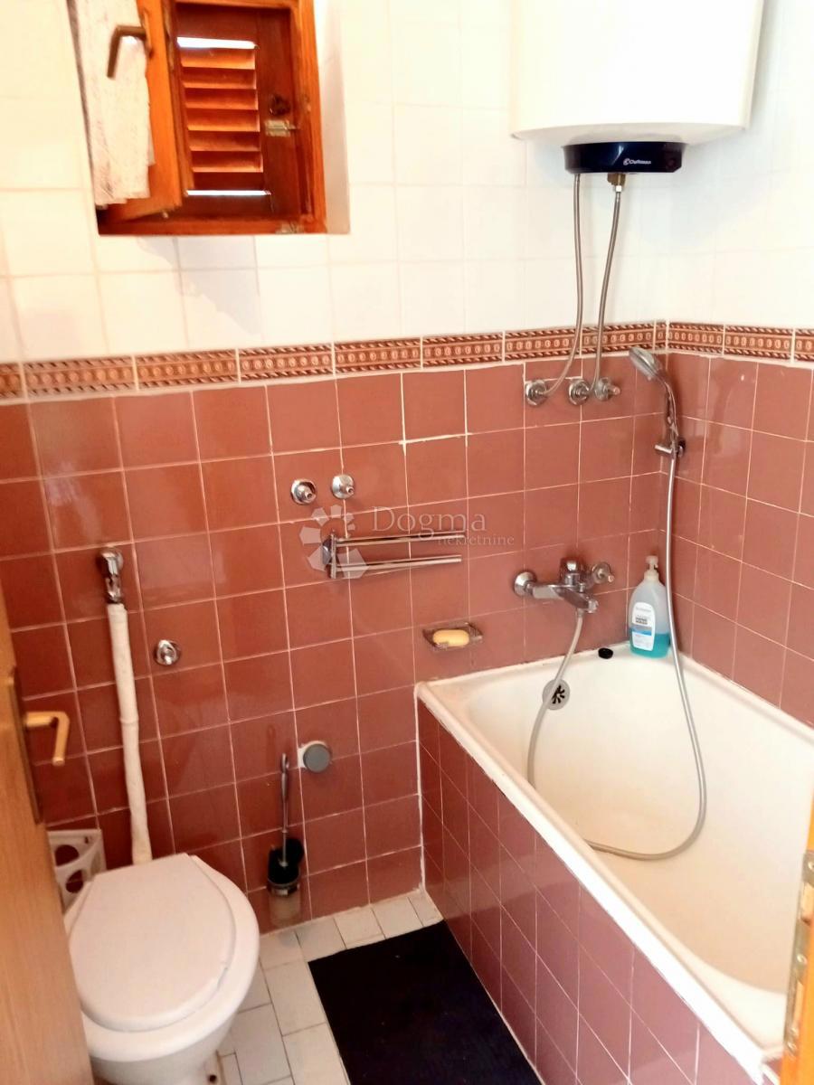 Hiša Dolac, Šibenik, 90m2