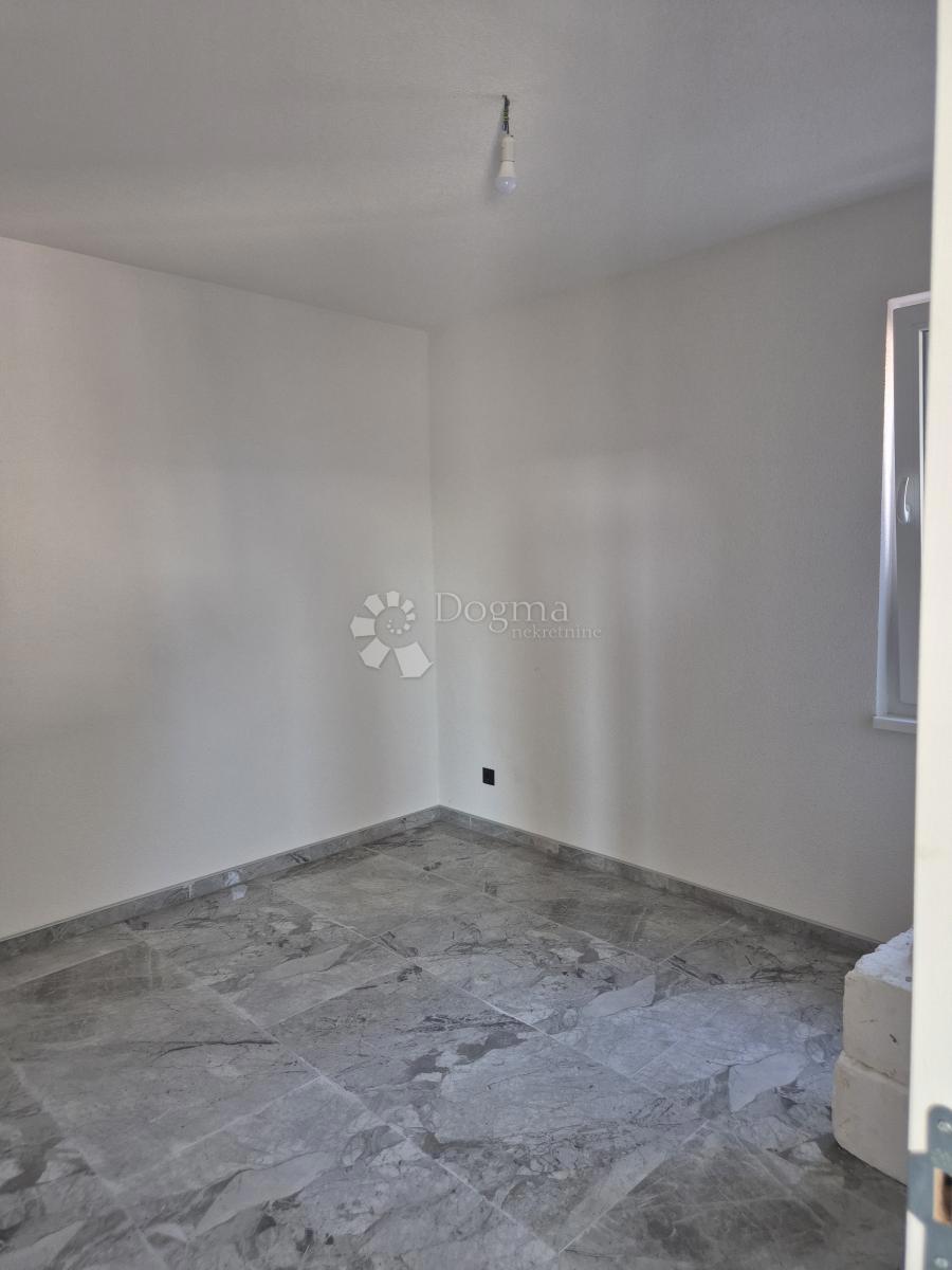 Stanovanje Seline, Starigrad, 57m2
