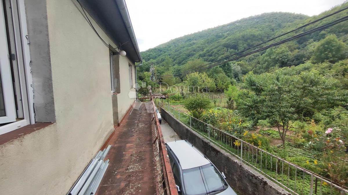 Hiša Jelenje, 160m2
