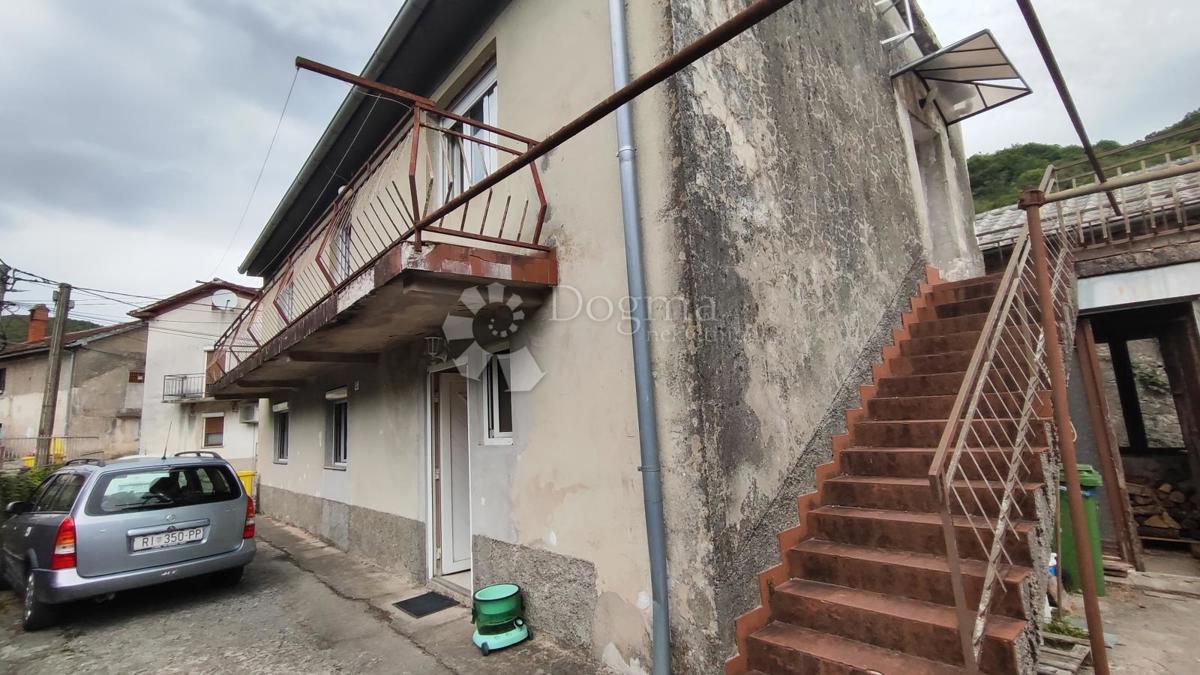 Hiša Jelenje, 160m2