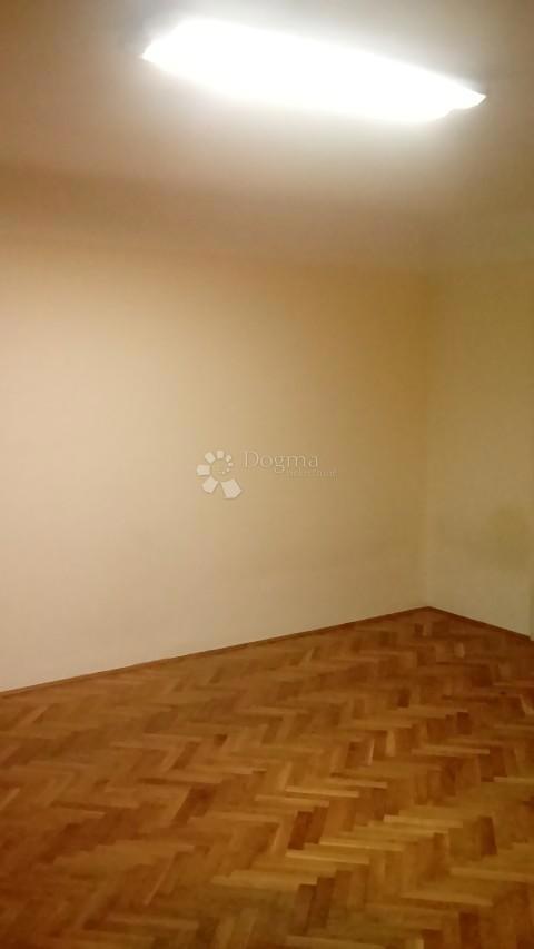 Stanovanje Centar, Rijeka, 93,70m2