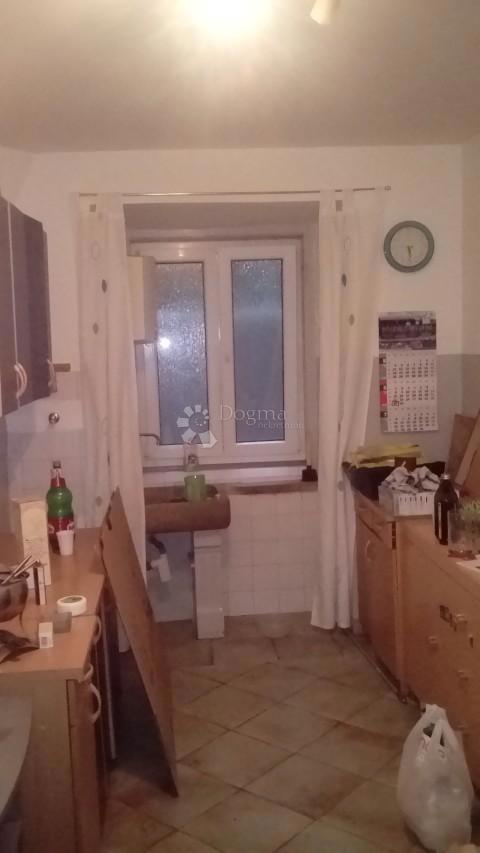 Stanovanje Centar, Rijeka, 93,70m2