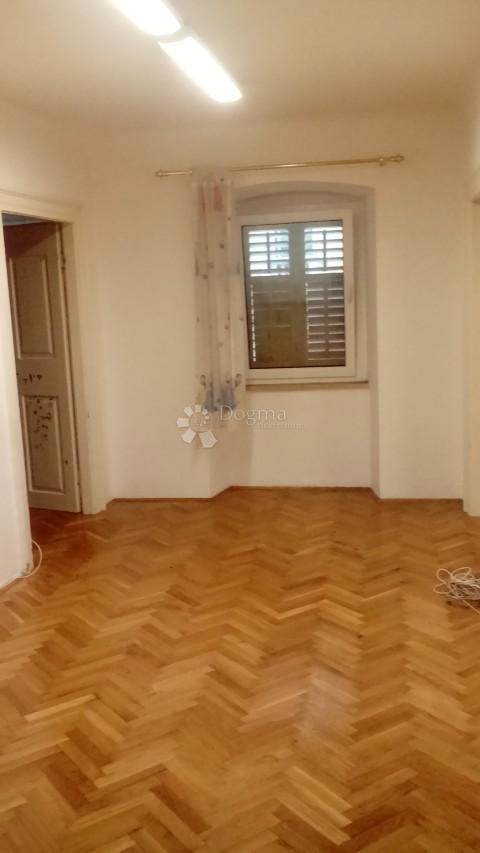 Stanovanje Centar, Rijeka, 93,70m2